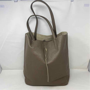 Pre-Owned Made in Italy Taupe Leather Handbag