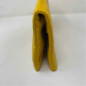 Pre-Owned Chanel Yellow Leather Designer Handbag