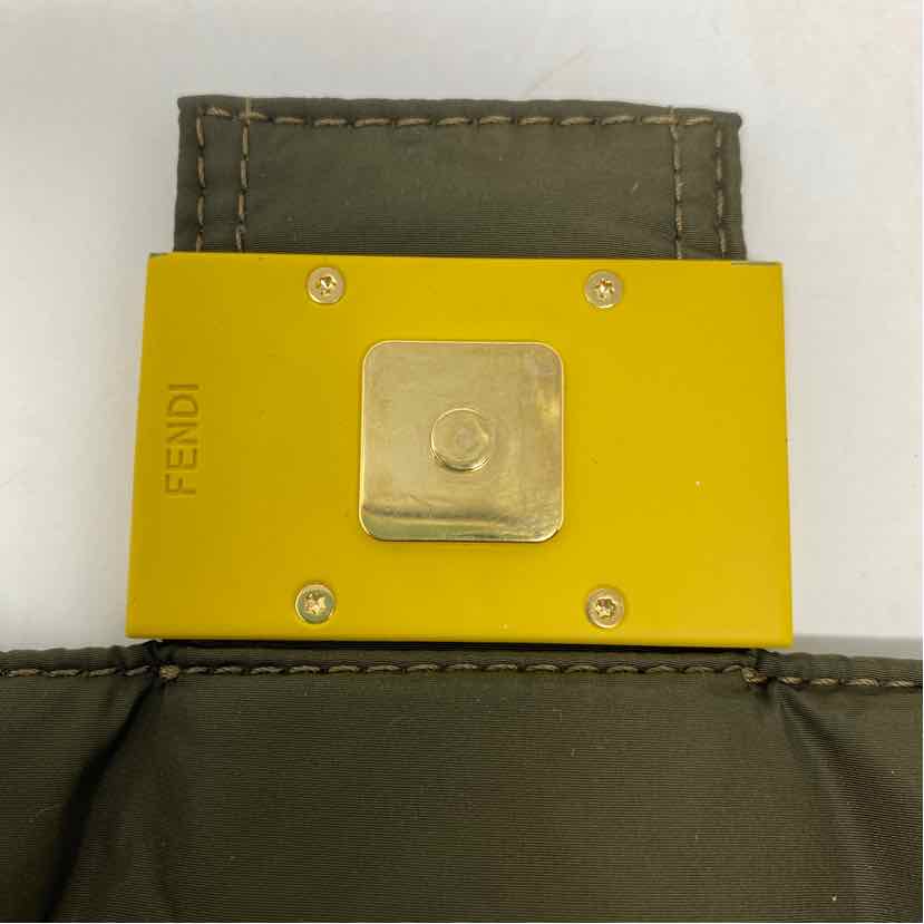 Pre-Owned Fendi Olive Nylon Designer Handbag