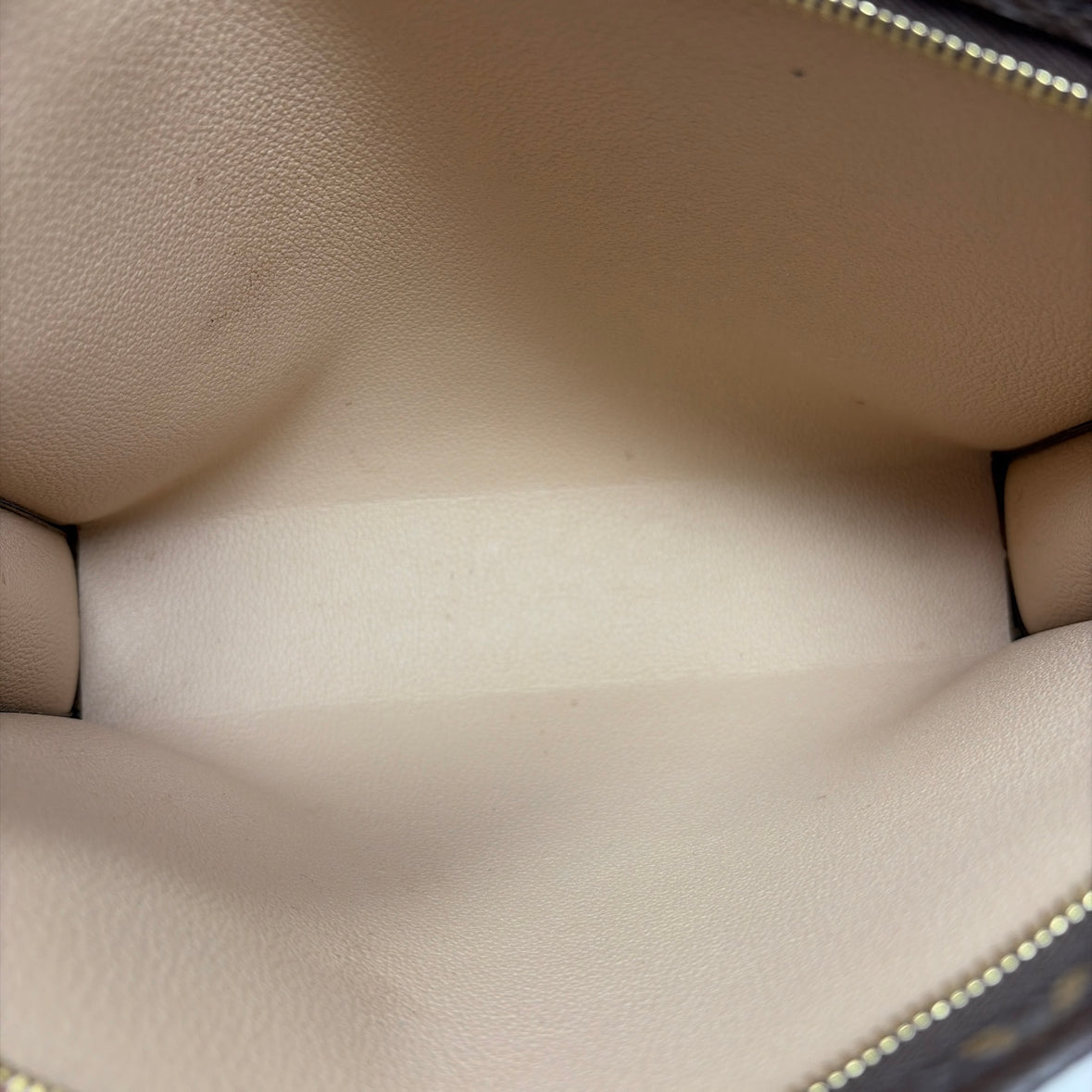 Pre-Owned Louis Vuitton Monogram Canvas Designer Handbag