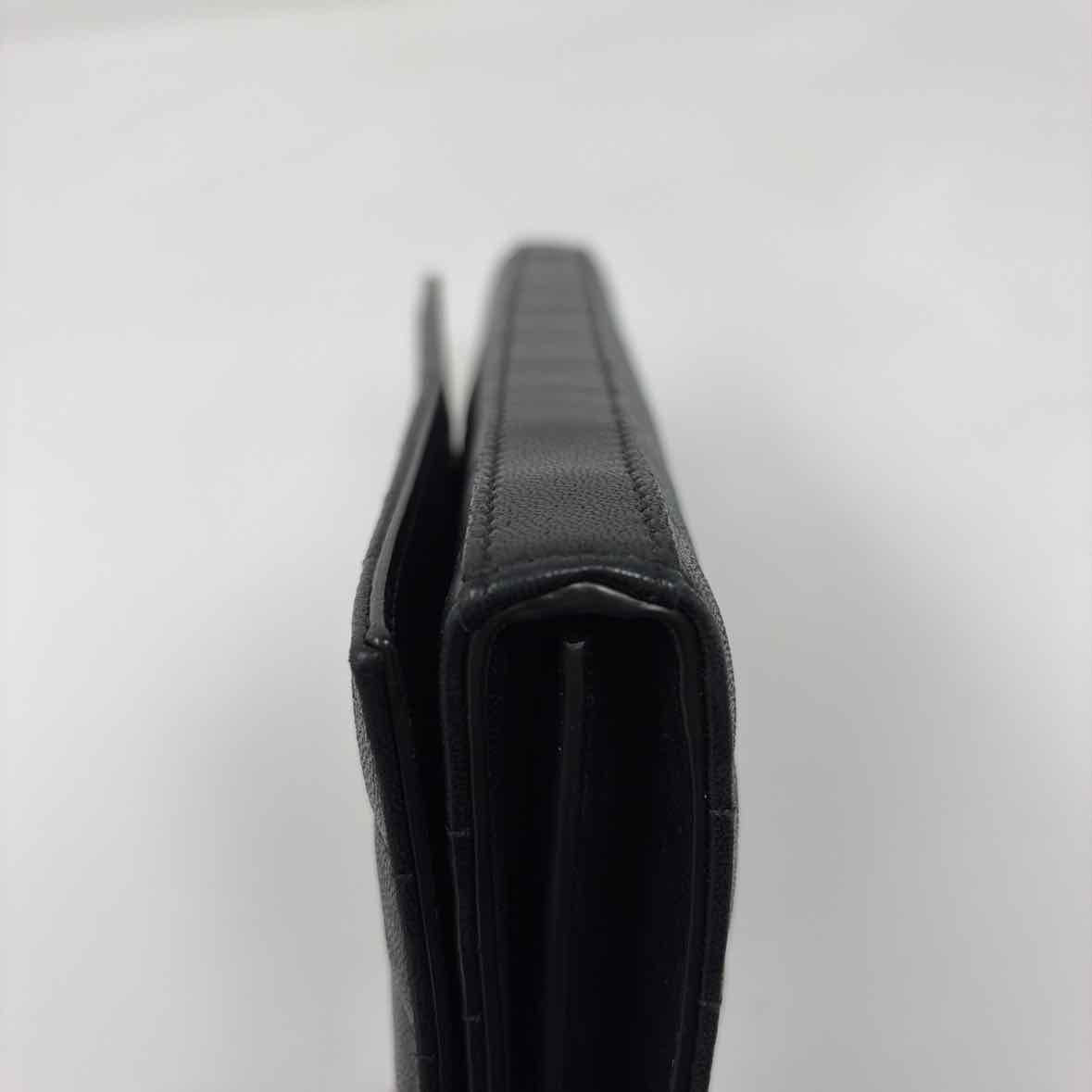 Pre-Owned Saint Laurent Black Leather Designer Handbag