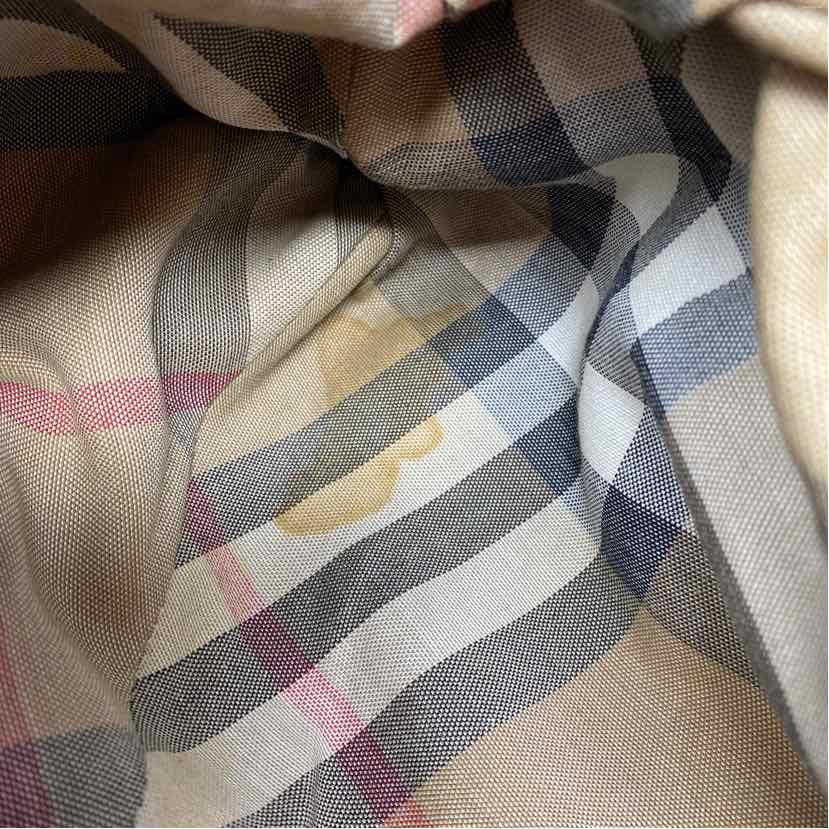 Pre-Owned Burberry Plum Leather Designer Handbag