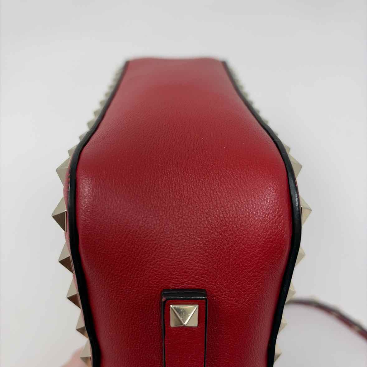 Pre-Owned Valentino Red Leather Designer Handbag