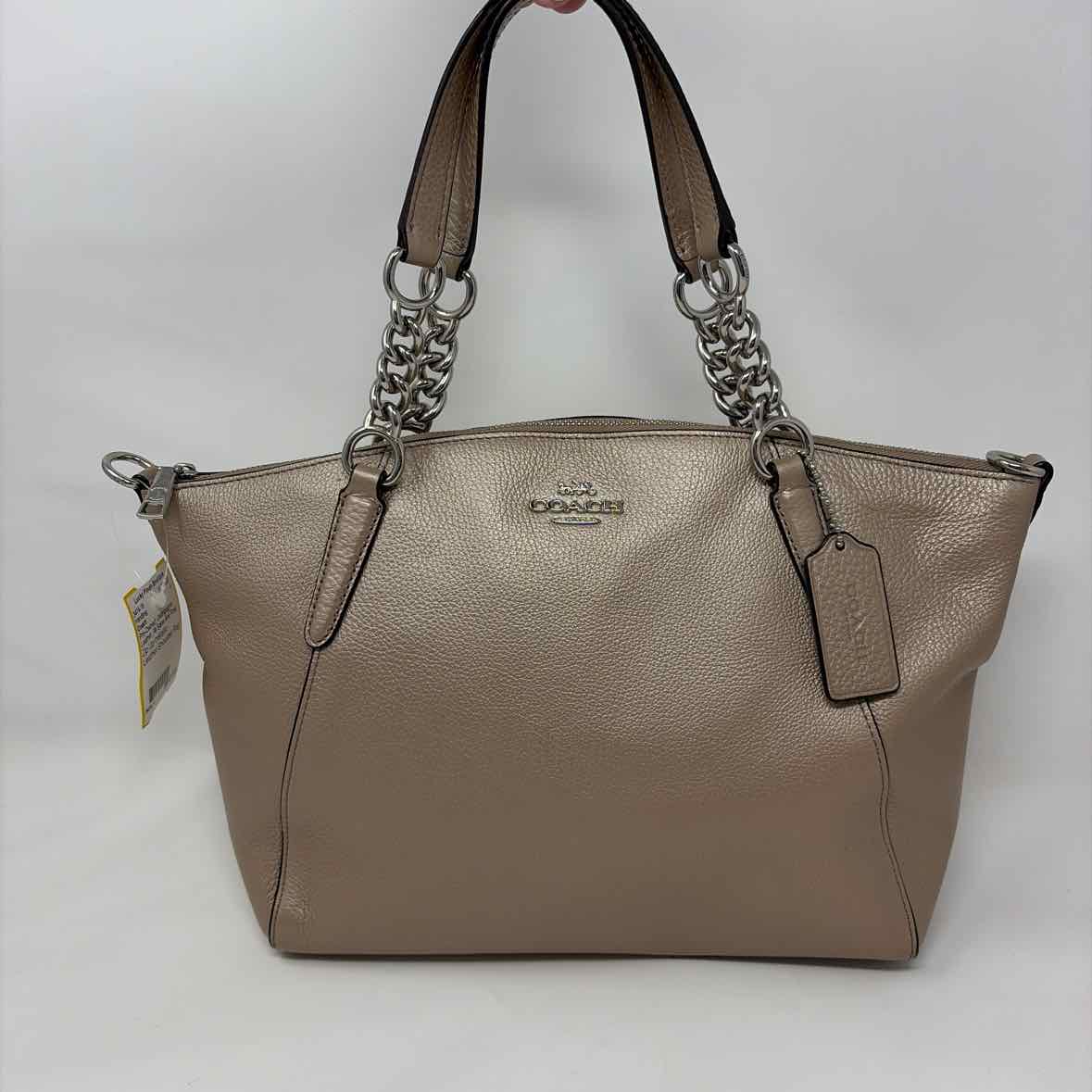 Pre-Owned Coach champagne Leather Handbag