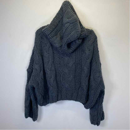 Pre-Owned Size M POL Slate Blue Sweater