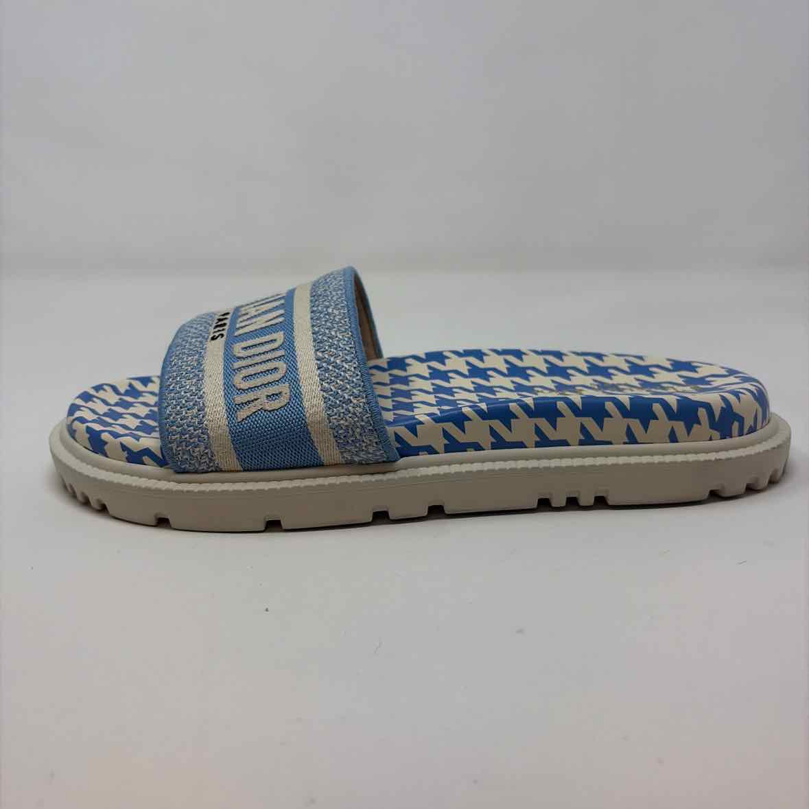 Pre-Owned Christian Dior Blue/White Shoe Size 9.5 Designer Shoes