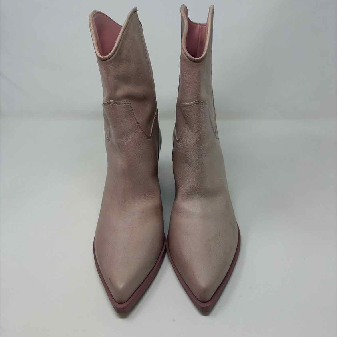 Pre-Owned Shoe Size 10 Steve Madden Pink Booties