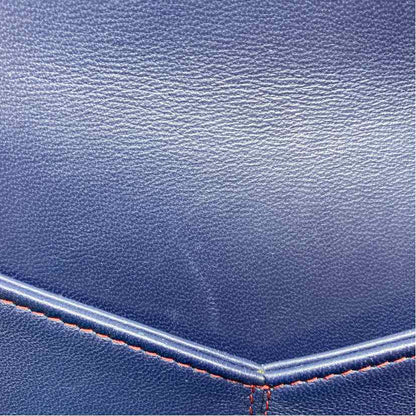 Pre-Owned Chanel Red/Navy Leather Designer Handbag