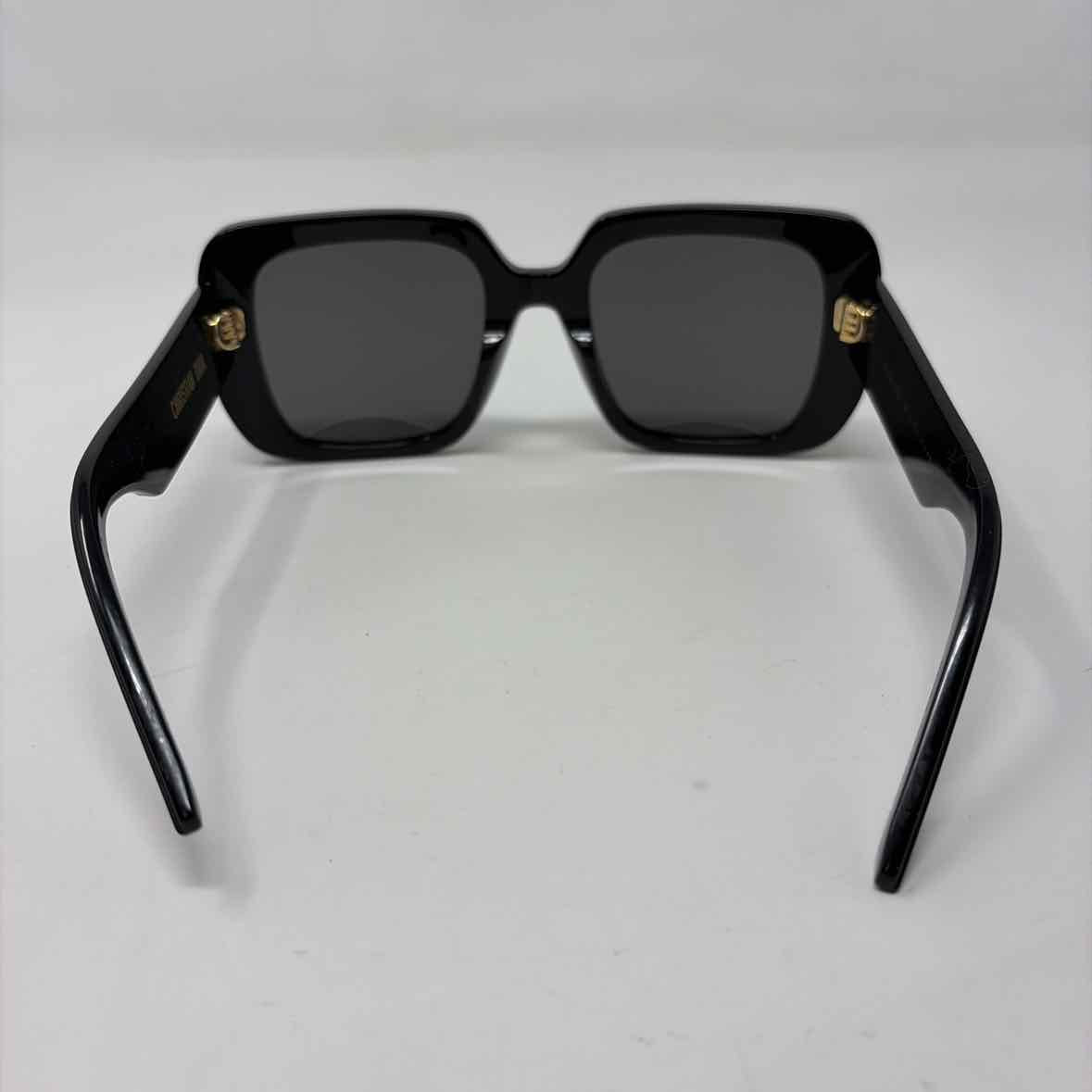 Pre-Owned Dior Black Plastic Designer Sunglasses