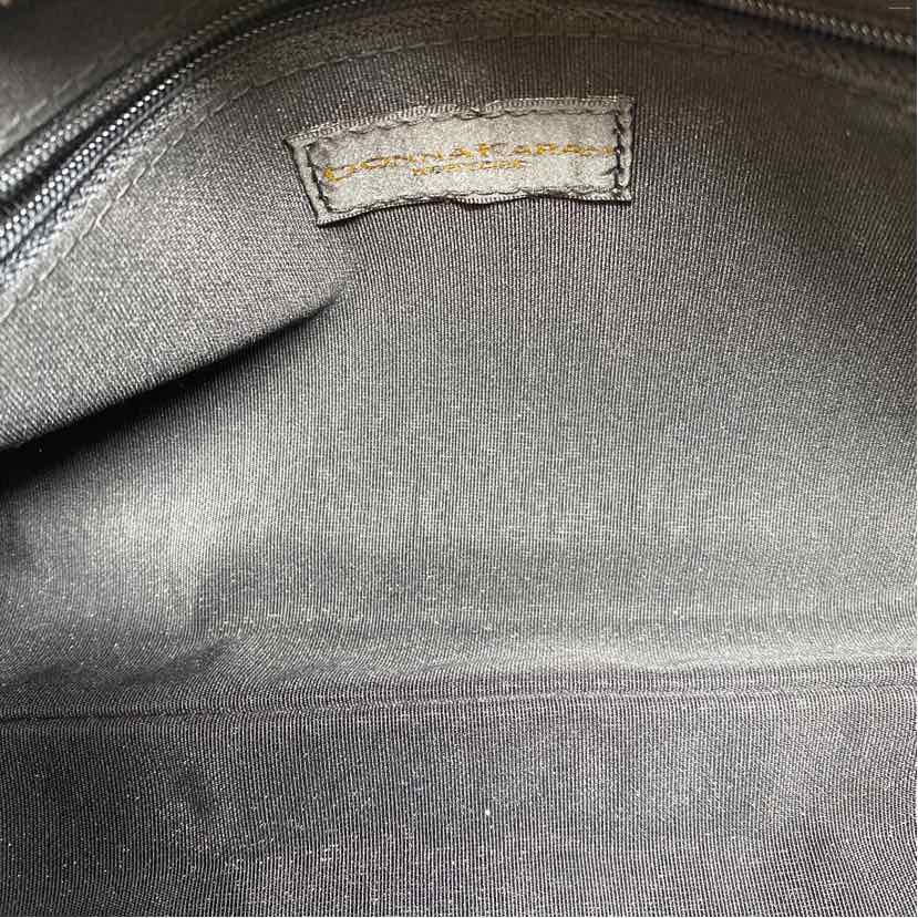Pre-Owned Donna Karan Black Fabric Handbag