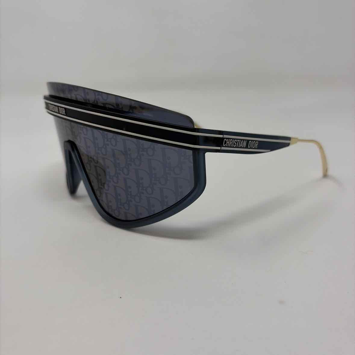 Pre-Owned Dior Blue Plastic Designer Sunglasses