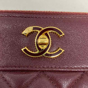 Pre-Owned Chanel Burgundy Leather Designer Handbag