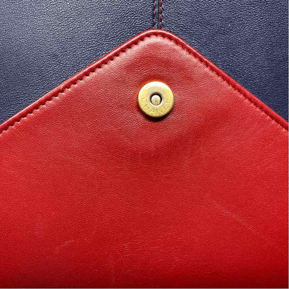 Pre-Owned Chanel Red/Navy Leather Designer Handbag