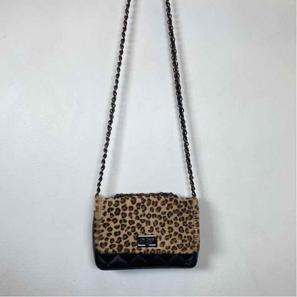 Pre-Owned Veera Pelle Black Leather Handbag