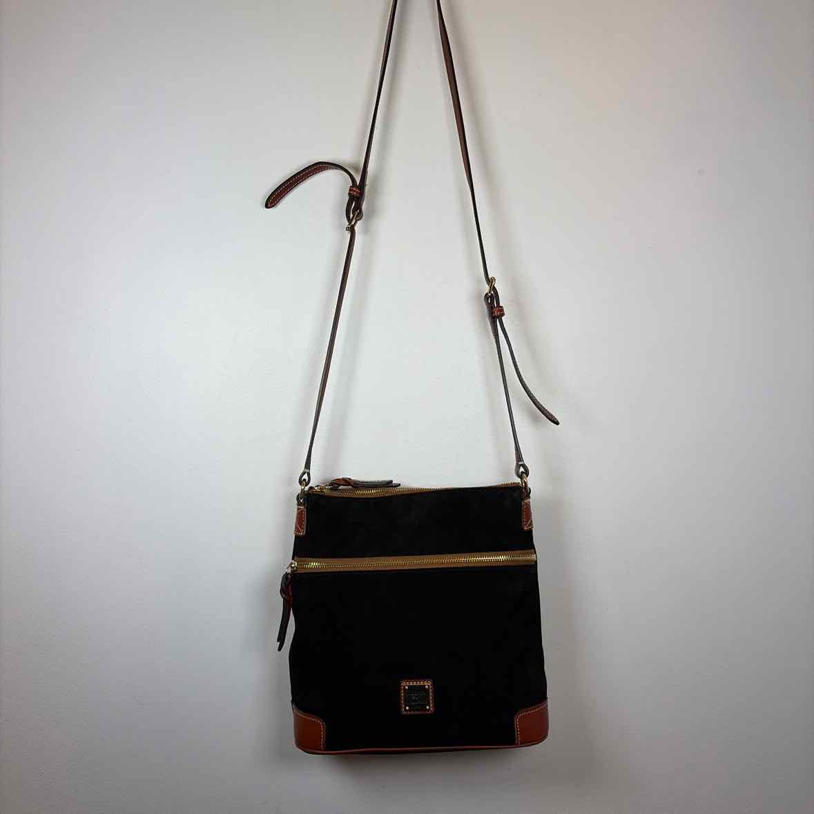 Pre-Owned Dooney & Bourke Black Suede Handbag