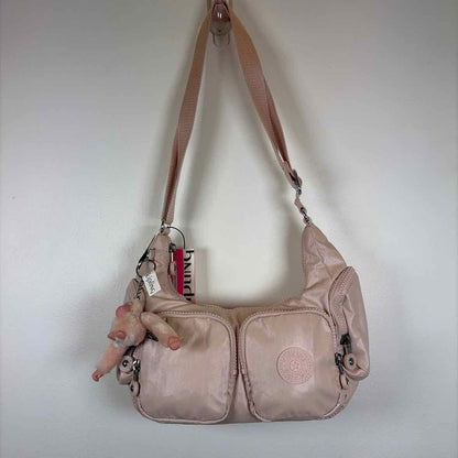 Pre-Owned Kipling Light Pink Nylon Handbag