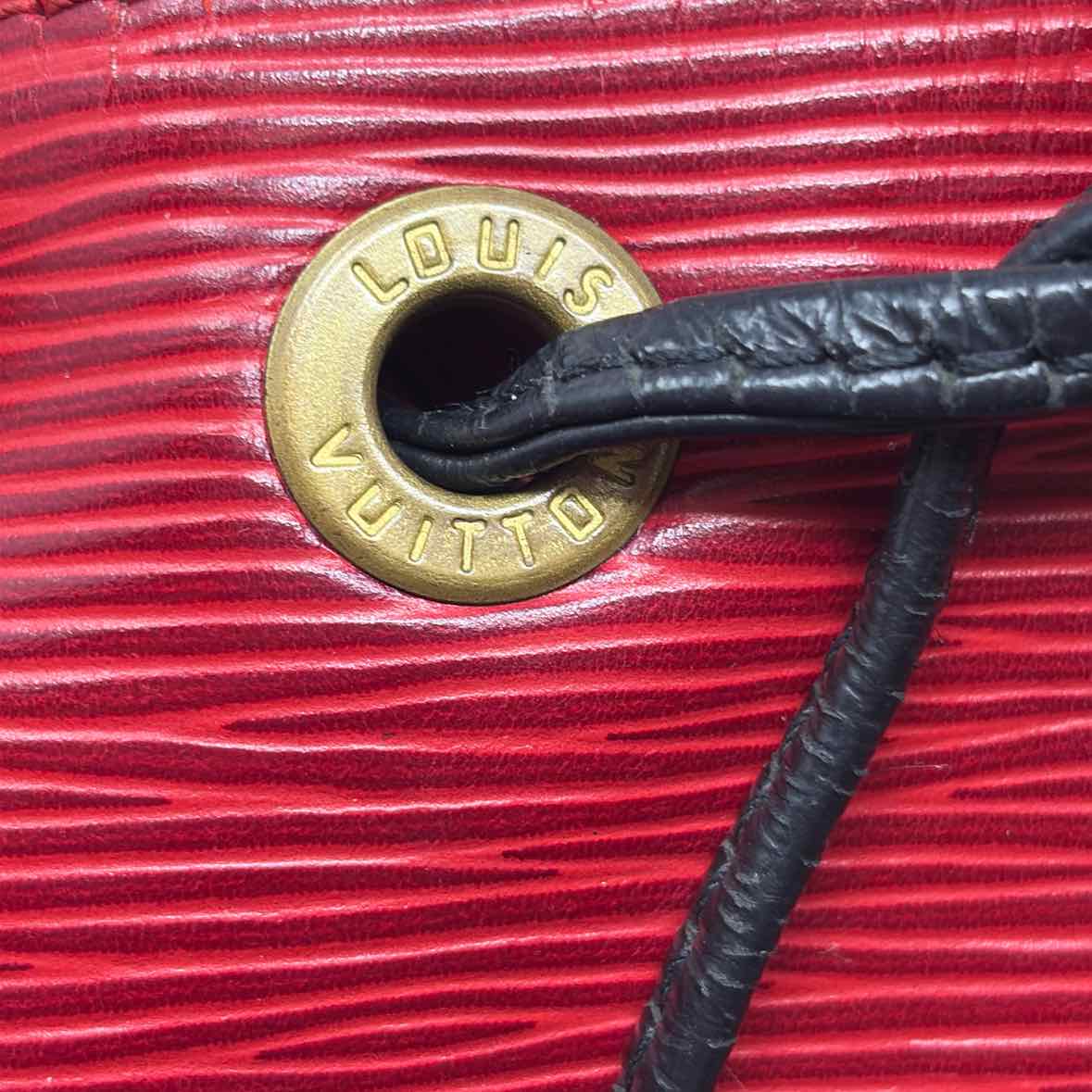 Pre-Owned Louis Vuitton Red Leather Designer Handbag