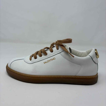 Pre-Owned Shoe Size 10 Valentino by Mario Valentino White Sneaker
