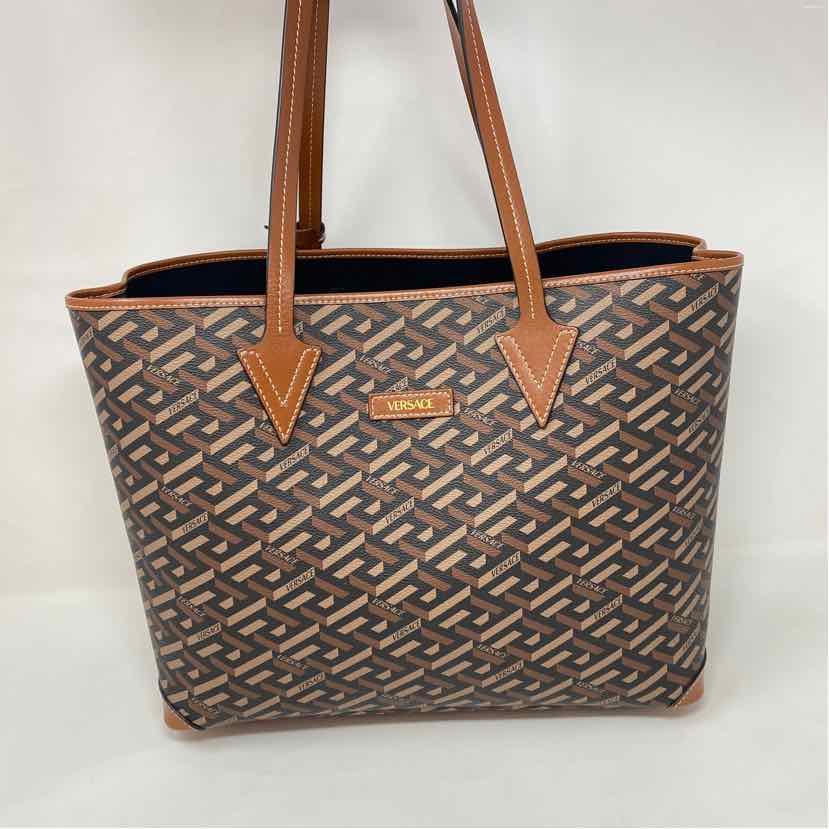 Pre-Owned Versace Cognac Coated Canvas Designer Handbag