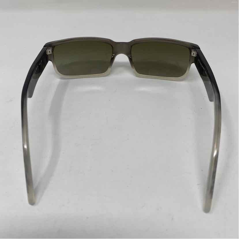 Pre-Owned Burberry Grey Plastic Designer Sunglasses