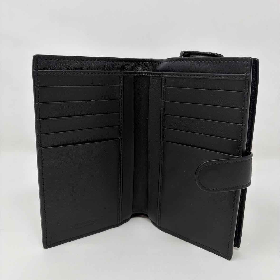 Pre-Owned Bottega Veneta Black Leather Designer Wallet