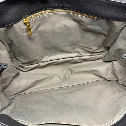 Pre-Owned Marc Jacobs Black Leather Handbag