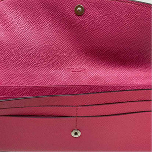 Pre-Owned Coach Pink Leather Wallet