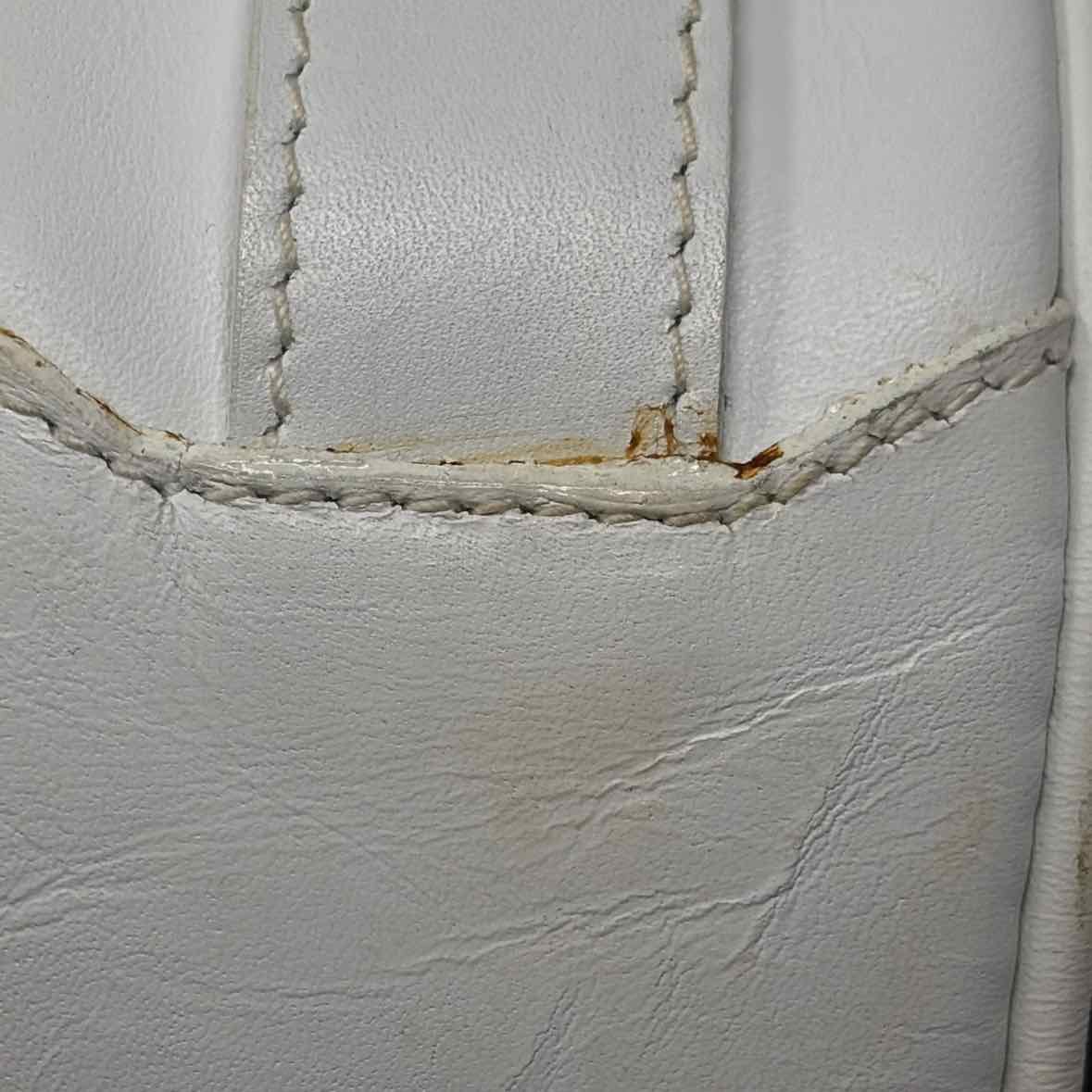 Pre-Owned Ferragamo Navy Leather Designer Handbag