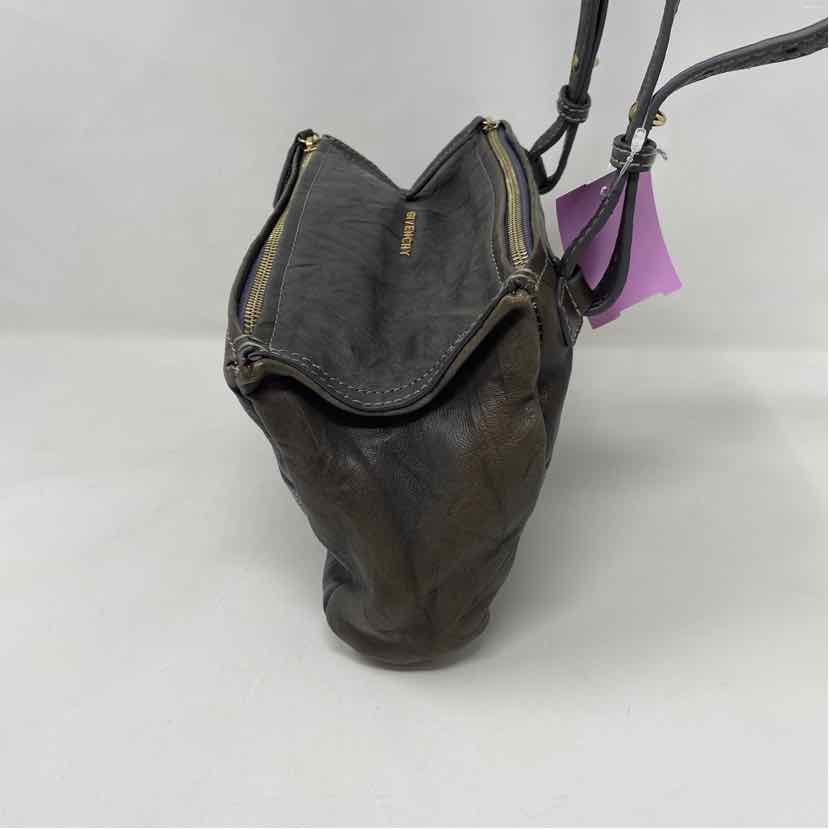 Pre-Owned Givenchy Grey Leather Designer Handbag