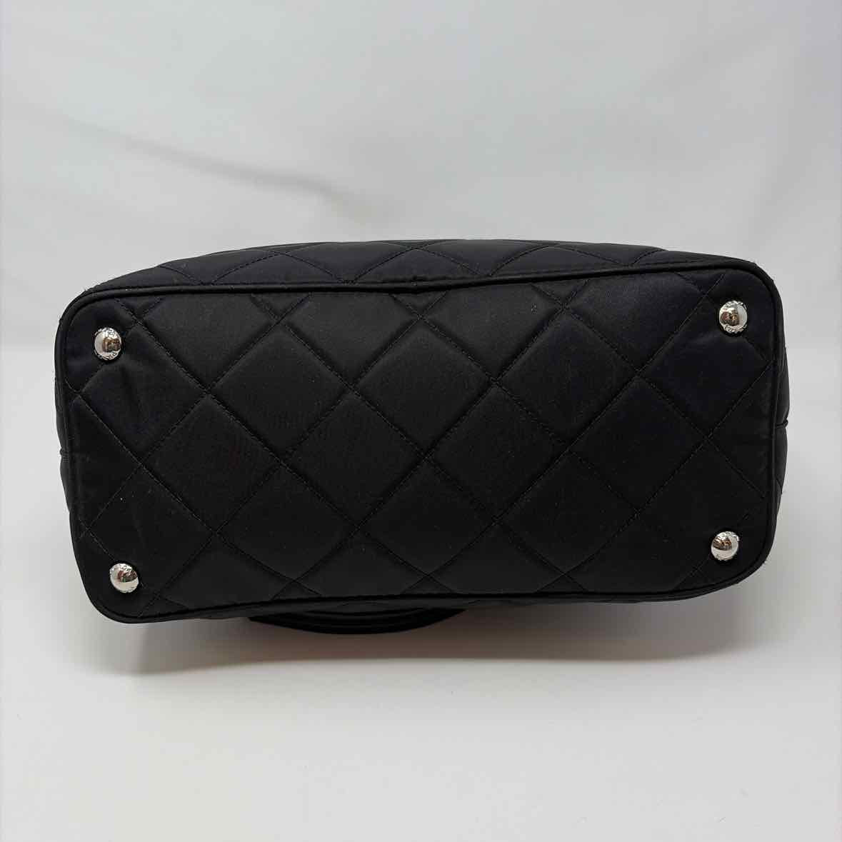 Pre-Owned Prada Black Nylon Designer Handbag