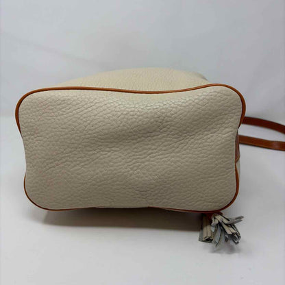 Pre-Owned Dooney & Bourke Cream Leather Handbag