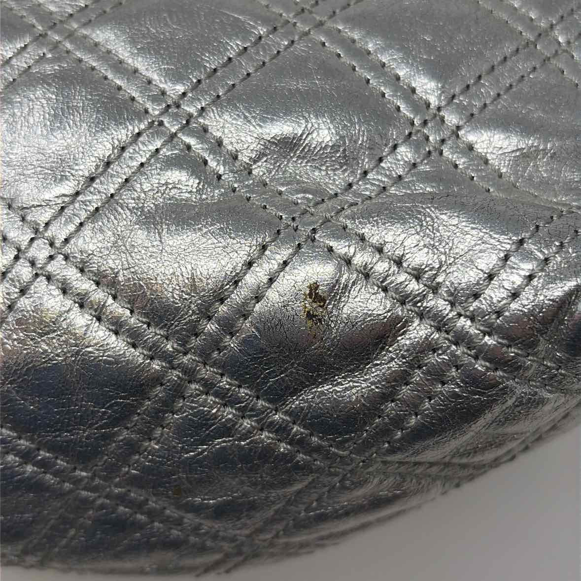 Pre-Owned Marc Jacobs Silver Leather Handbag
