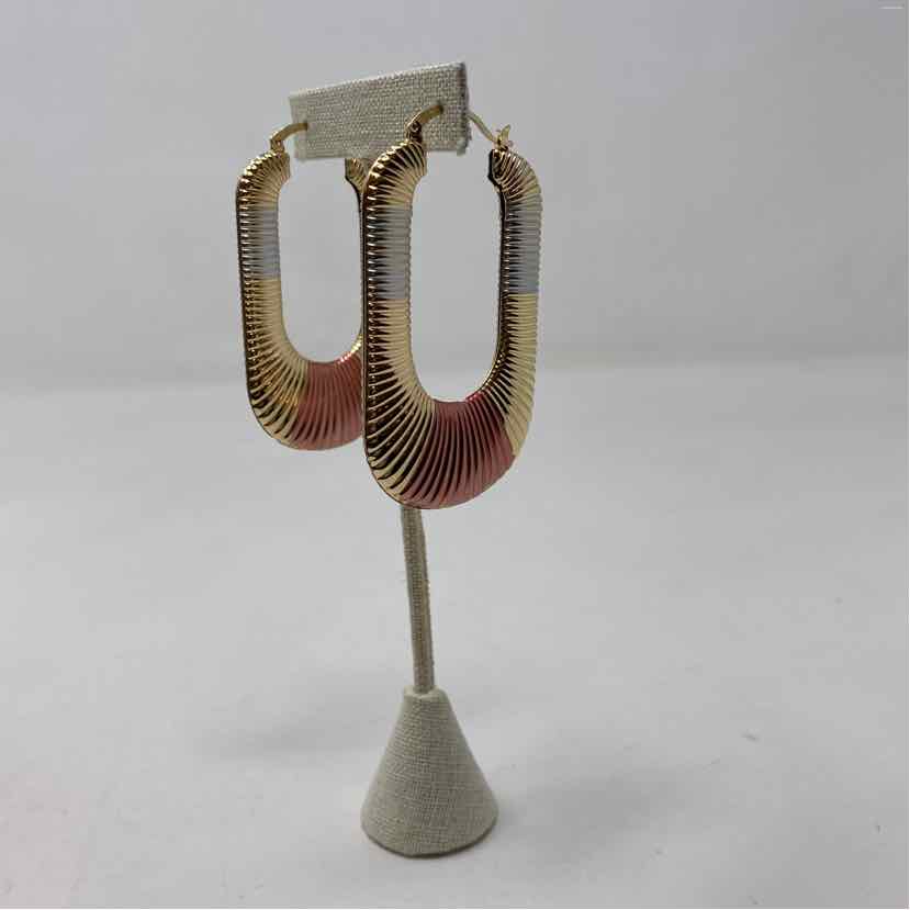 Tri Metal Metal Earrings