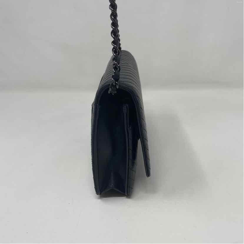 Pre-Owned Chanel Black Lambskin Designer Handbag