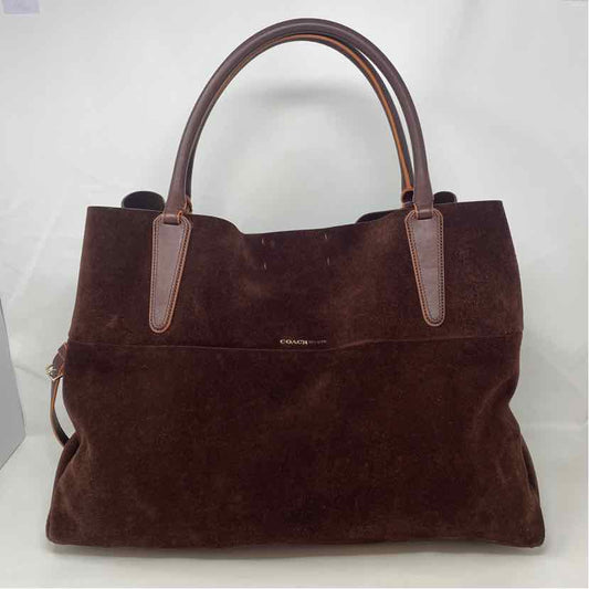 Pre-Owned Coach Burgundy Suede Handbag