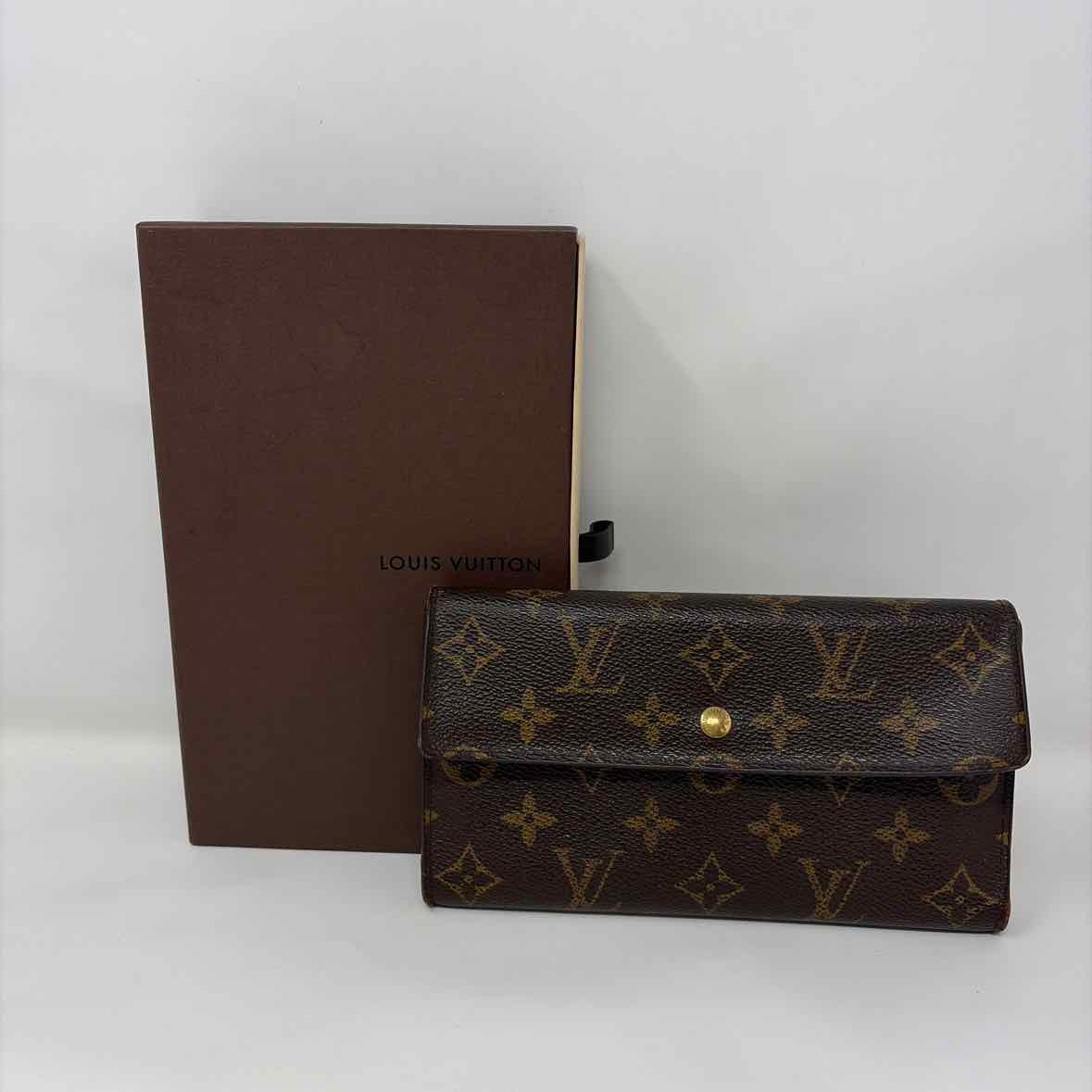 Pre-Owned Louis Vuitton Brown Coated Canvas Designer Wallet