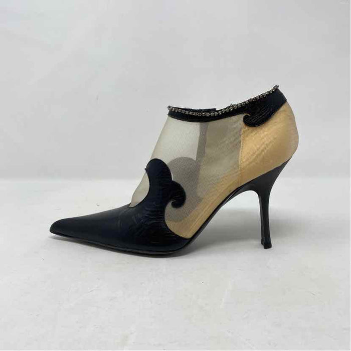 Pre-Owned Shoe Size 4.5 Vicini Black W/ Beige Heels