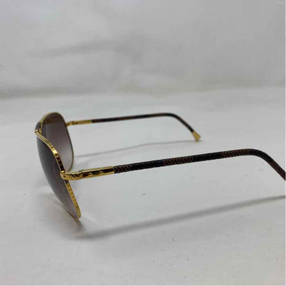 Pre-Owned Louis Vuitton Gold Canvas Designer Sunglasses