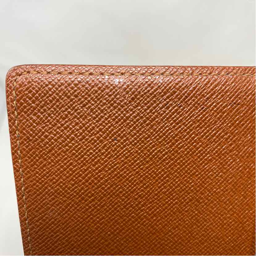 Pre-Owned Louis Vuitton Brown Coated Canvas Designer Wallet