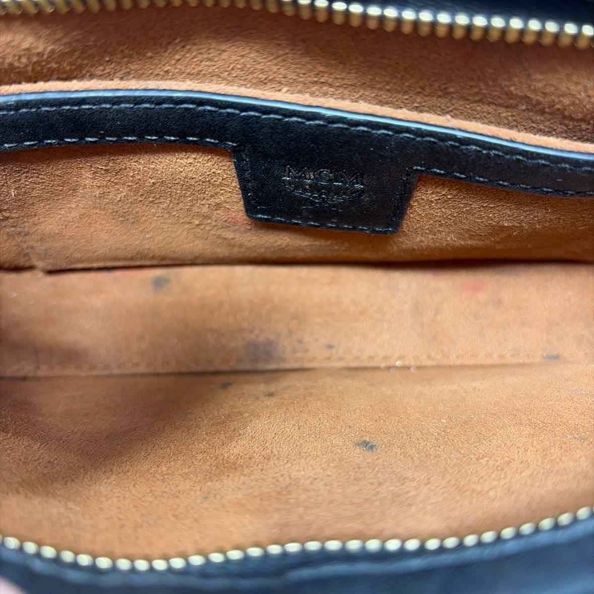 Pre-Owned MCM Red/Black Canvas Designer Handbag