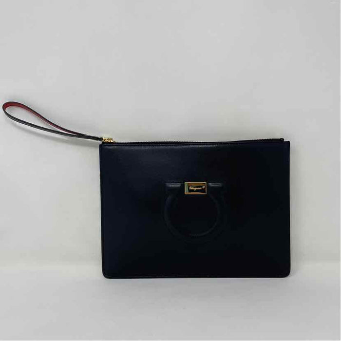 Pre-Owned Salvatore Ferragamo Black Leather Designer Handbag