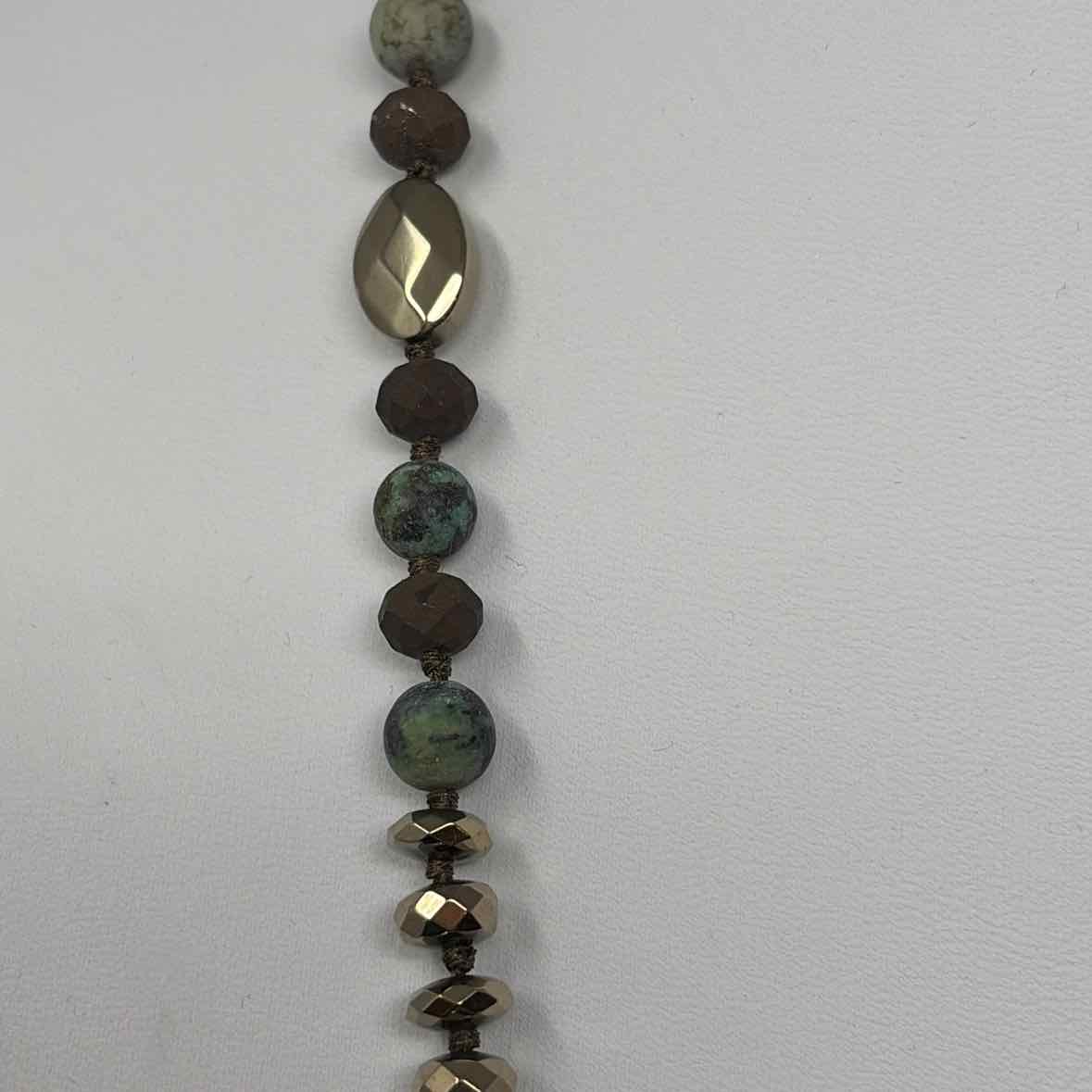 Pre-Owned Boutique Turq Multi Beaded Necklace