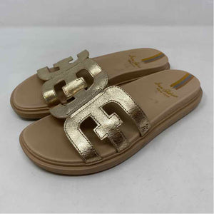 Pre-Owned Shoe Size 8.5 Sam Edelman Gold Sandals