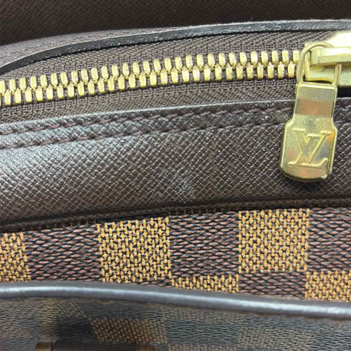 Pre-Owned Louis Vuitton Brown Leather Designer Handbag