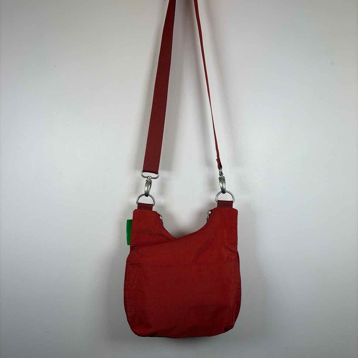 Pre-Owned Baggallini Orange Nylon Handbag