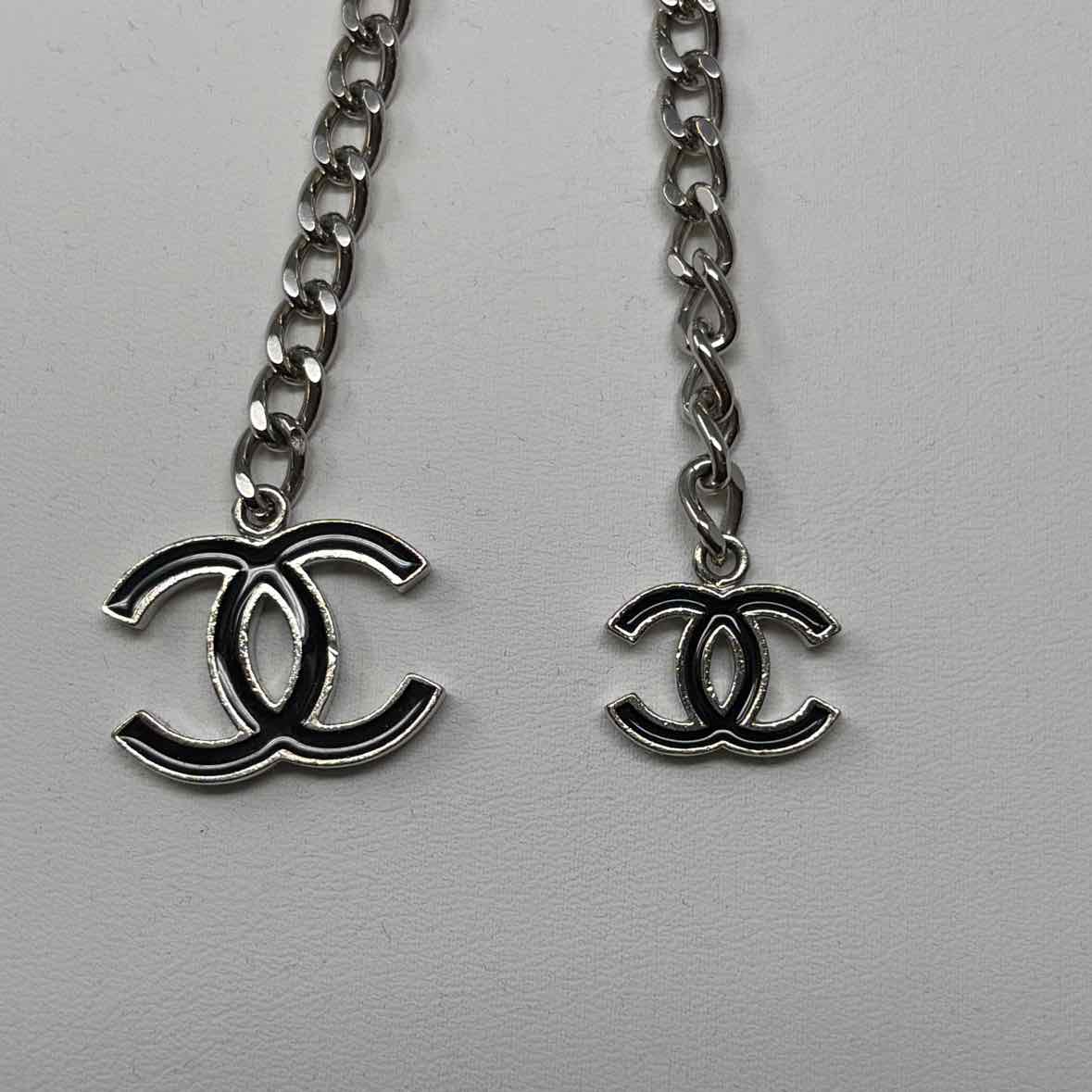 Pre-Owned Chanel Silver Chains Designer Belt