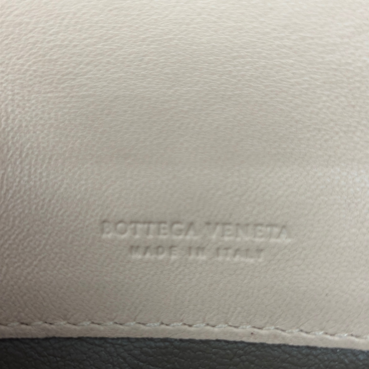 Pre-Owned Bottega Veneta Pink Multi Leather Designer Wallet