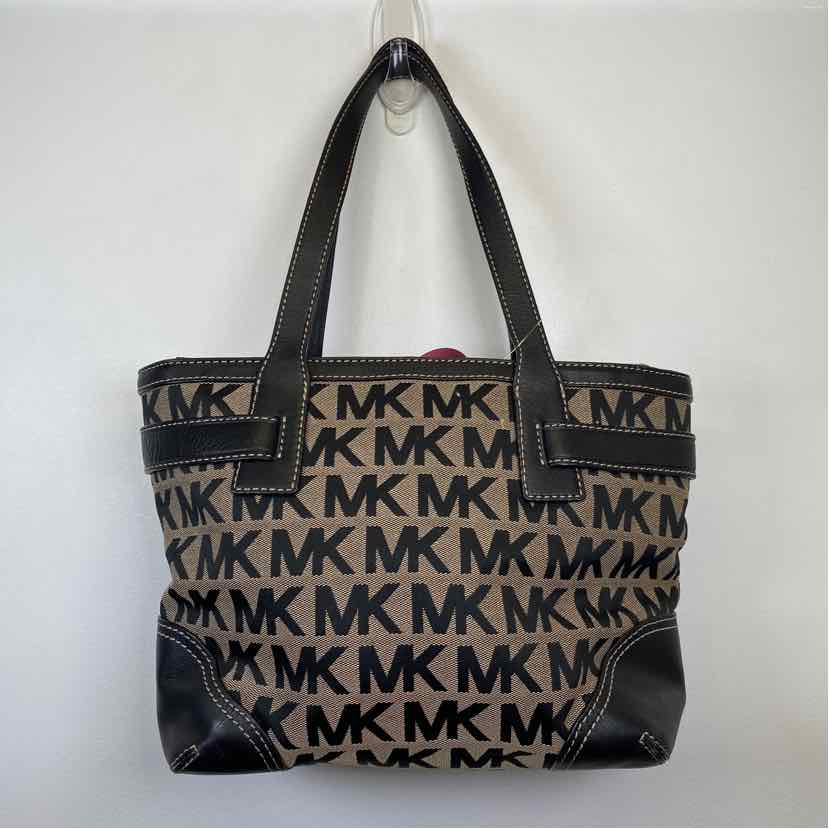 Pre-Owned Michael Kors Monogram Canvas Handbag