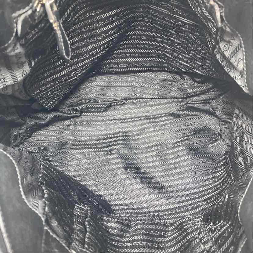 Pre-Owned Prada Black Leather Designer Handbag