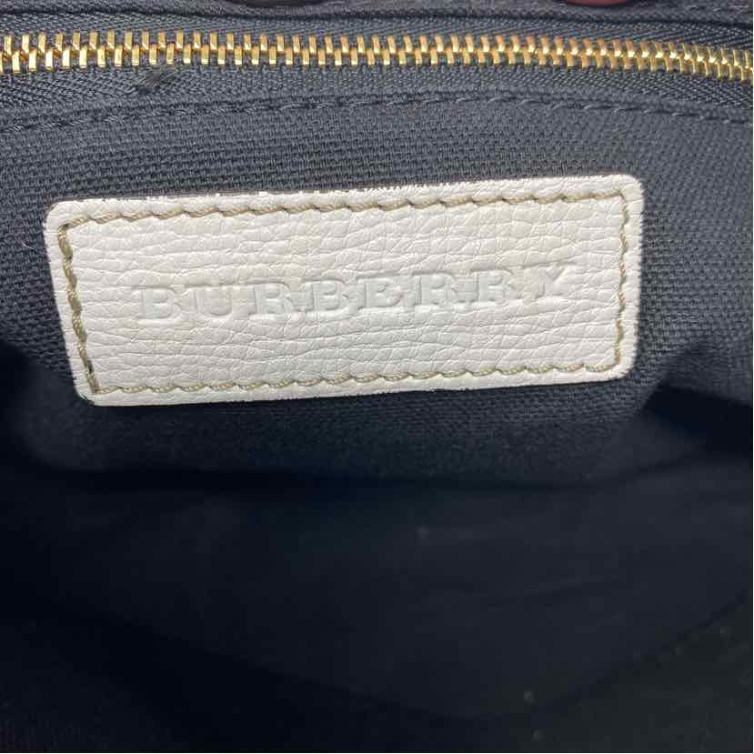 Pre-Owned Burberry White Leather Designer Handbag
